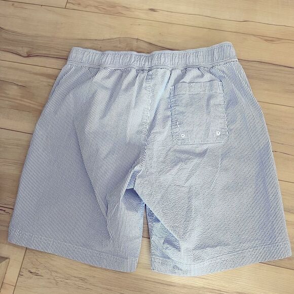 LL Bean stripped blue and white swim board shorts Size L - Picture 2 of 3